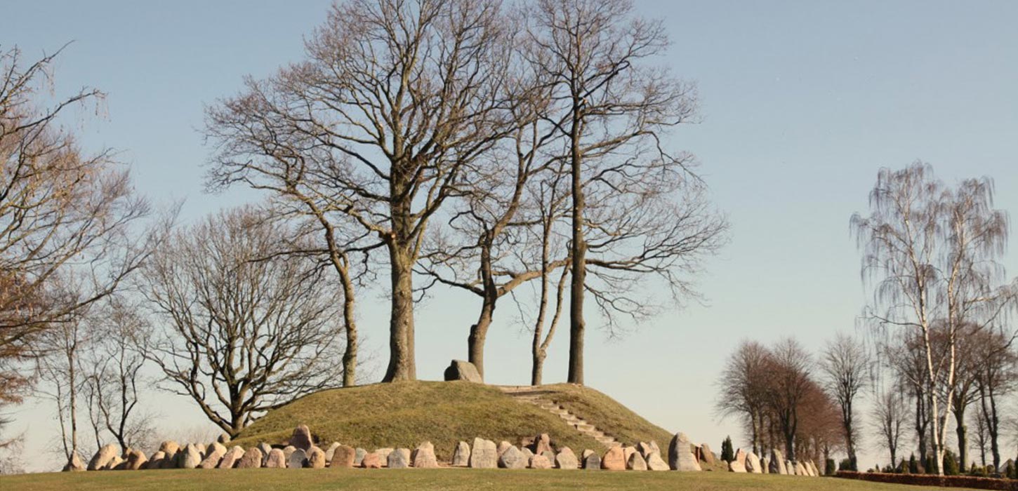 Mindesmærke ved Broager Kirke for de faldne i 1. Verdenskrig