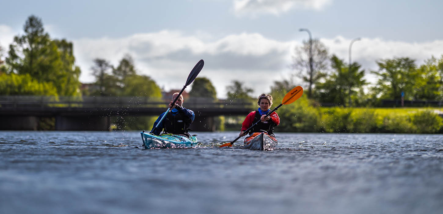 To kajakroere på Haderslev Dam