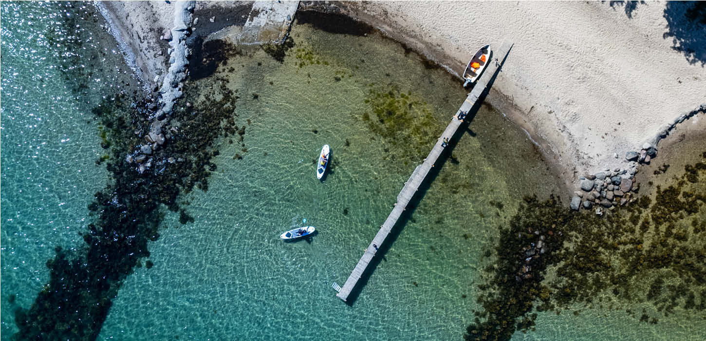 Luftfoto af supboards ved Aarøsund