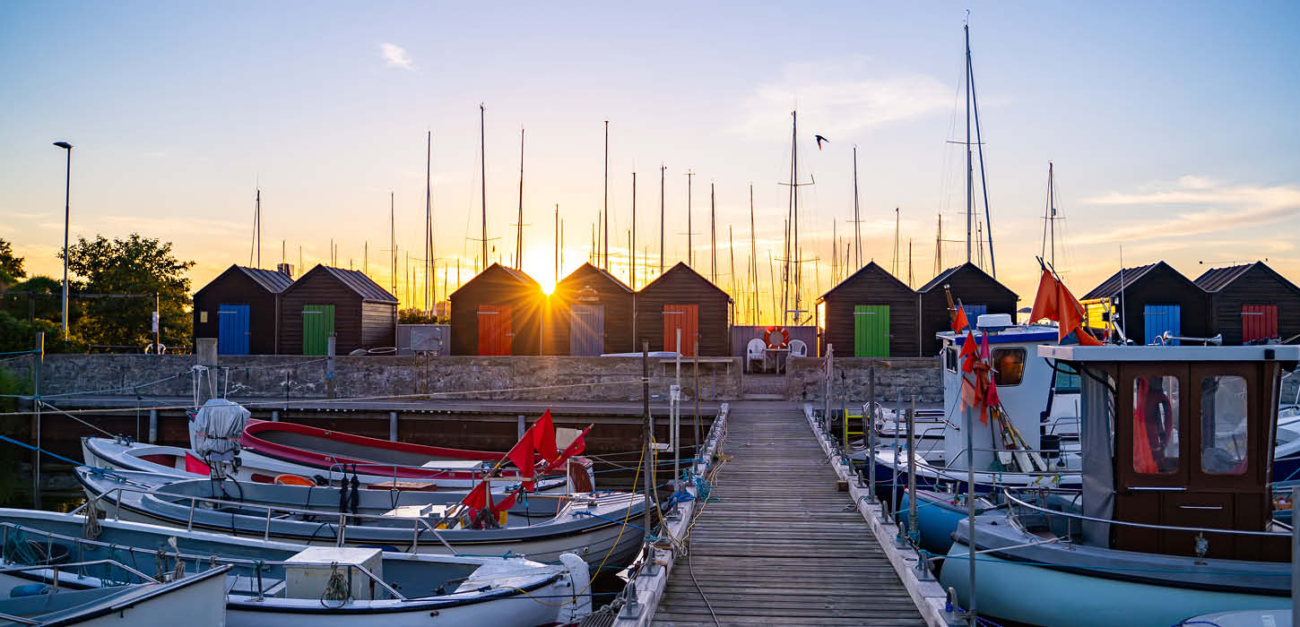 Aftenstemning på havnen i Årøsund