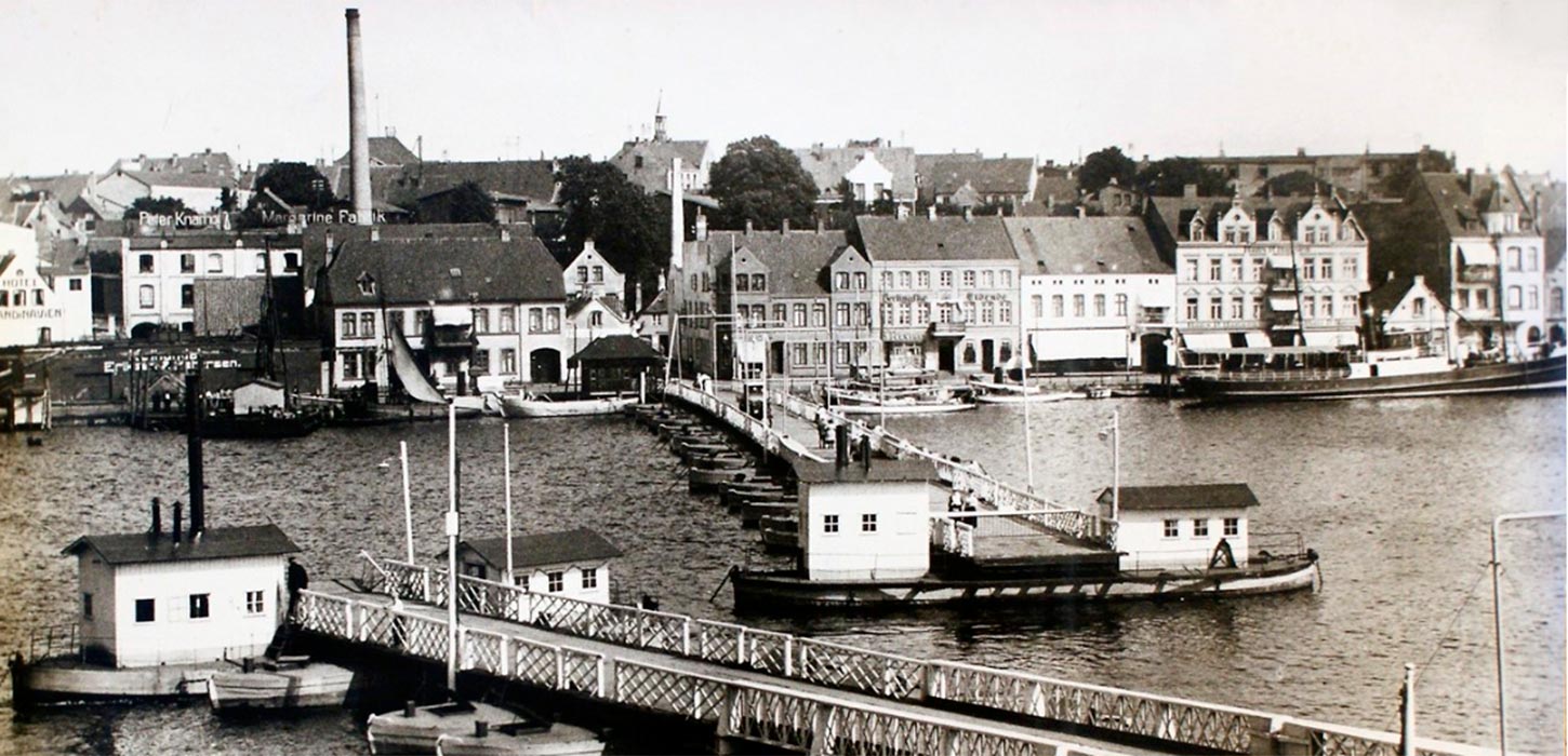 Kong Frederik den 7's Bro, pontonbro i Sønderborg