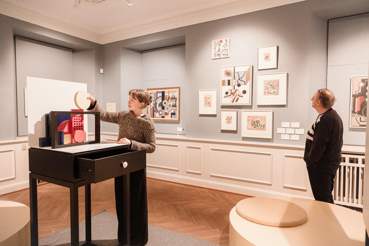 Far og søn på Brundlund Slot i Aabenraa